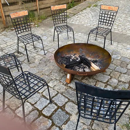 דירה Romantische Ferienwohnung Gerichtsstube Im Rittergut Leppersdorf Bei Radeberg Fuer 6 Pers *