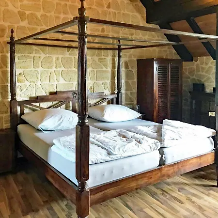 Romantische Ferienwohnung Gerichtsstube Im Rittergut Leppersdorf Bei Radeberg Fuer 6 Pers דירה *